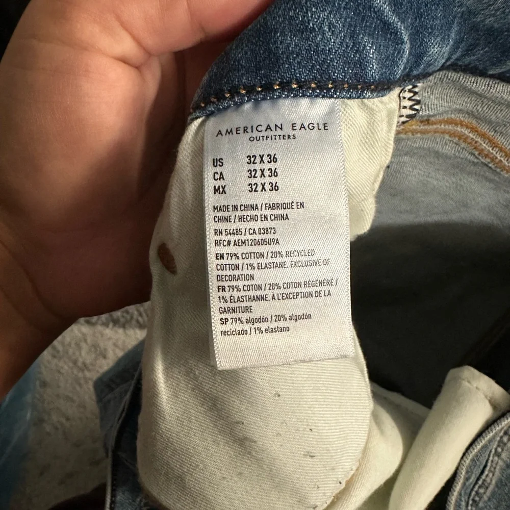 American Eagle Outfitters Blue Denim Jeans - Picture 3 of 4